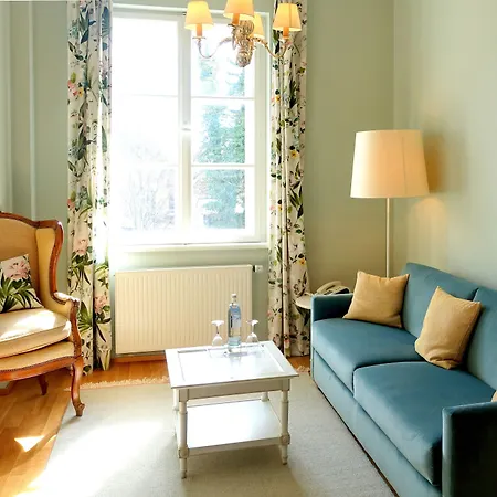 Golfhotel Kaiserin Elisabeth 4* פלדפינג